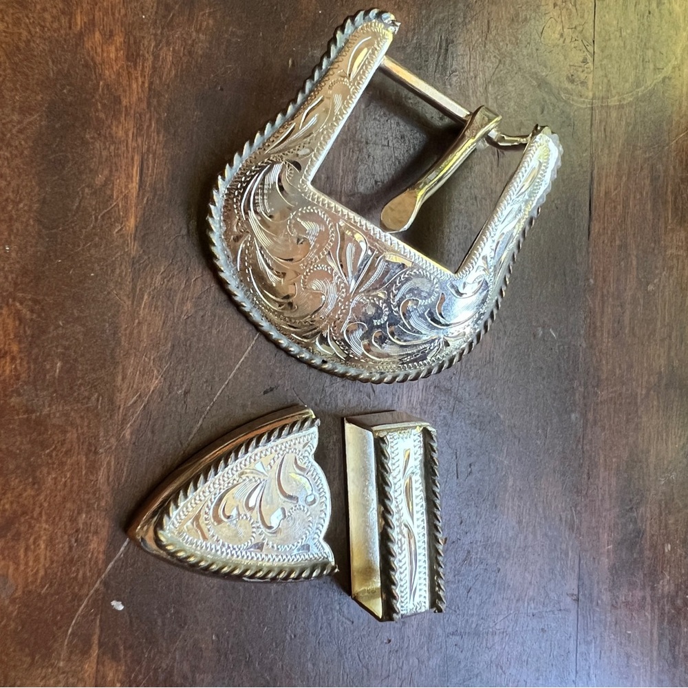 Elegant Silver Star Women's Belt Buckle Set